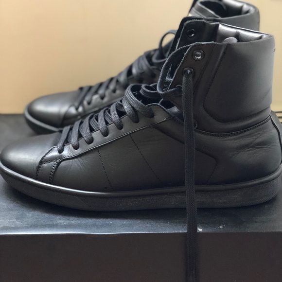 Saint laurent - Picture 2 of 2